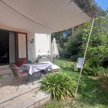 Studio Apartment In Bargemon المظهر الخارجي الصورة